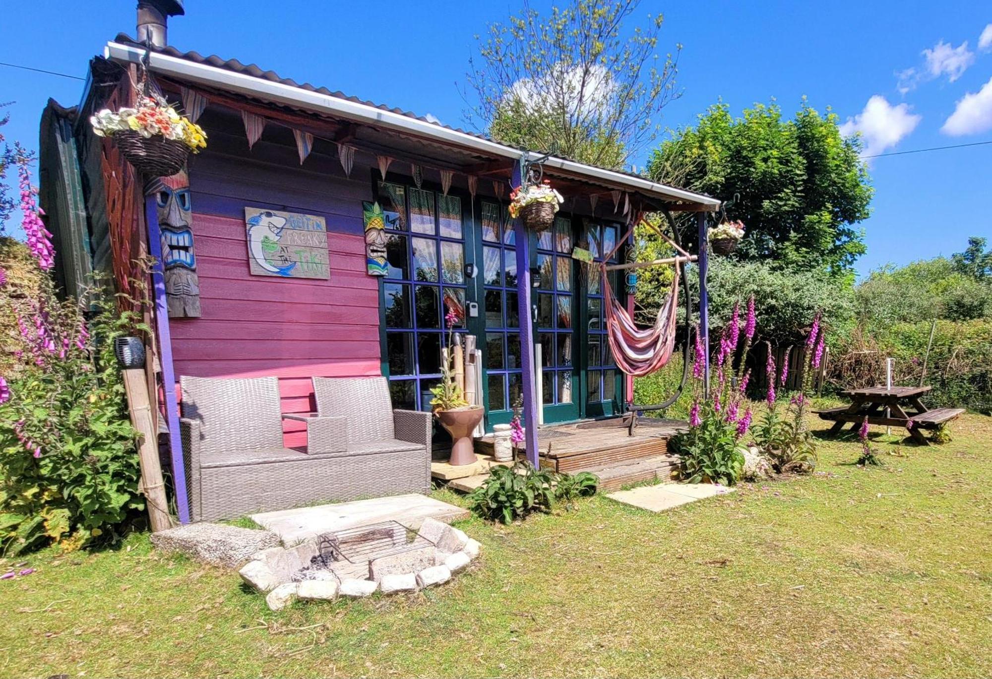 Hotel Treguth Glamping Unique Experience - Themed Huts Saint Day Exterior foto